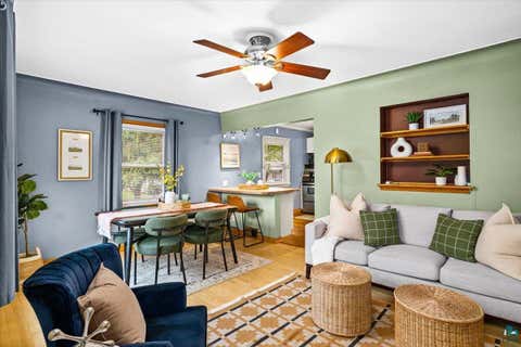 Tiny photo for 177 W Austin St, Duluth, MN 55803 (MLS # 6126233)