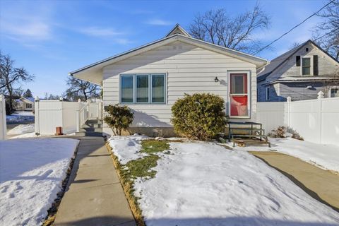 Tiny photo for 2418 4th Ave E Ave, Hibbing, MN 55746 (MLS # 6123384)