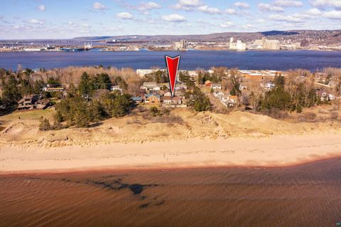Tiny photo for 1611 S Lake Ave, Duluth, MN 55802 (MLS # 6124850)