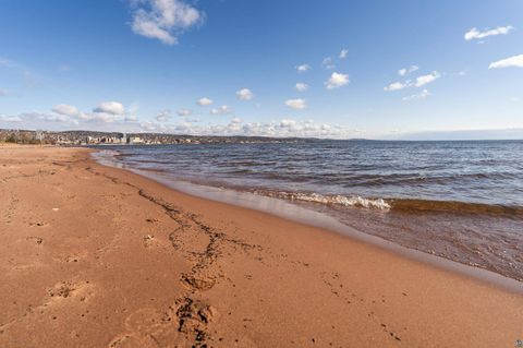 Tiny photo for 1611 S Lake Ave, Duluth, MN 55802 (MLS # 6124850)