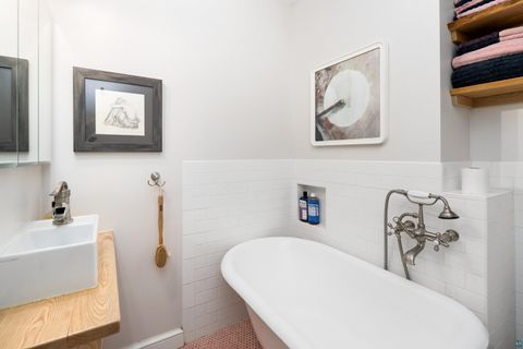 Tiny photo for 1611 S Lake Ave, Duluth, MN 55802 (MLS # 6124850)