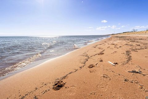 Tiny photo for 1611 S Lake Ave, Duluth, MN 55802 (MLS # 6124850)