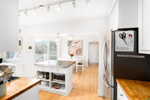 Tiny photo for 1611 S Lake Ave, Duluth, MN 55802 (MLS # 6124850)