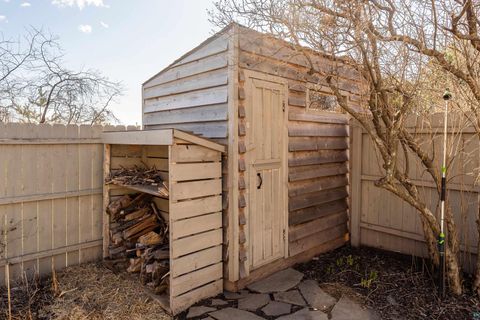 Tiny photo for 1611 S Lake Ave, Duluth, MN 55802 (MLS # 6124850)