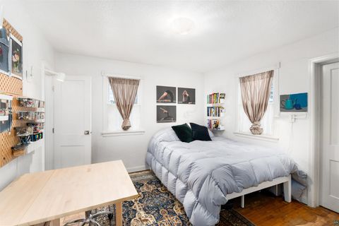 Tiny photo for 1611 S Lake Ave, Duluth, MN 55802 (MLS # 6124850)