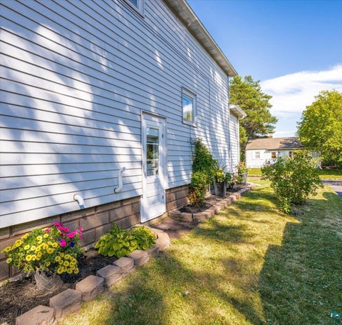 Tiny photo for 25 S 64th Ave W Ave, Duluth, MN 55807 (MLS # 6127796)