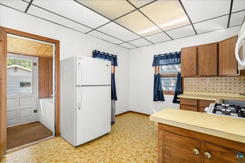 Tiny photo for 25 S 64th Ave W Ave, Duluth, MN 55807 (MLS # 6127796)