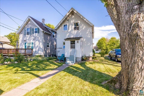 Tiny photo for 25 S 64th Ave W Ave, Duluth, MN 55807 (MLS # 6127796)