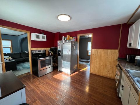 Tiny photo for 511 3rd St NE St, Chisholm, MN 55719 (MLS # 6123388)