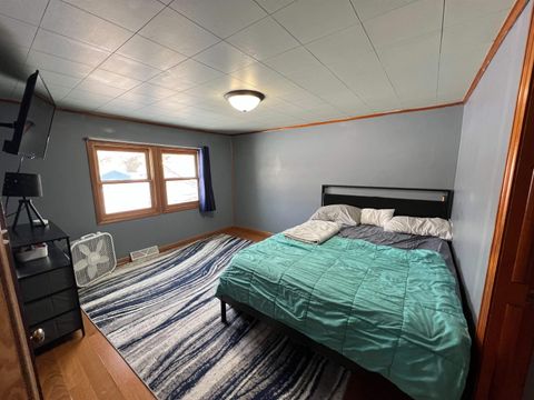 Tiny photo for 511 3rd St NE St, Chisholm, MN 55719 (MLS # 6123388)