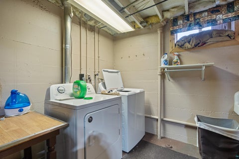 Tiny photo for 1909 Wisconsin Ave, Superior, WI 54880 (MLS # 6128465)