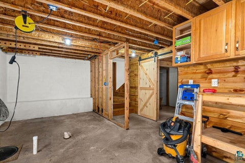 Tiny photo for 5466 Jean Duluth Rd, Duluth, MN 55903 (MLS # 6128097)