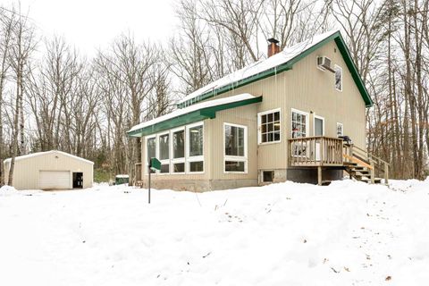 Photo of 1024 Sorenson Rd, Holyoke, MN 55749 (MLS # 6123594)