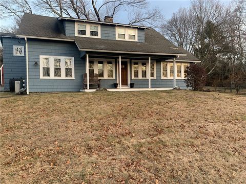 85 Hopkins Avenue Johnston RI 02919