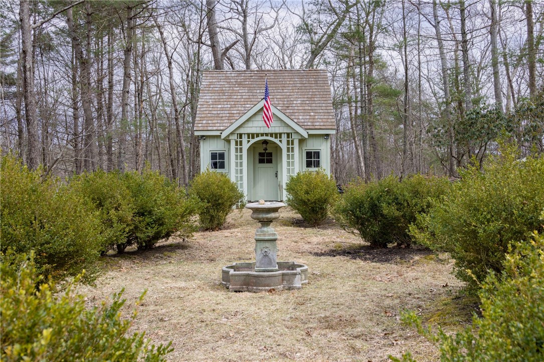 95 Winchester Drive