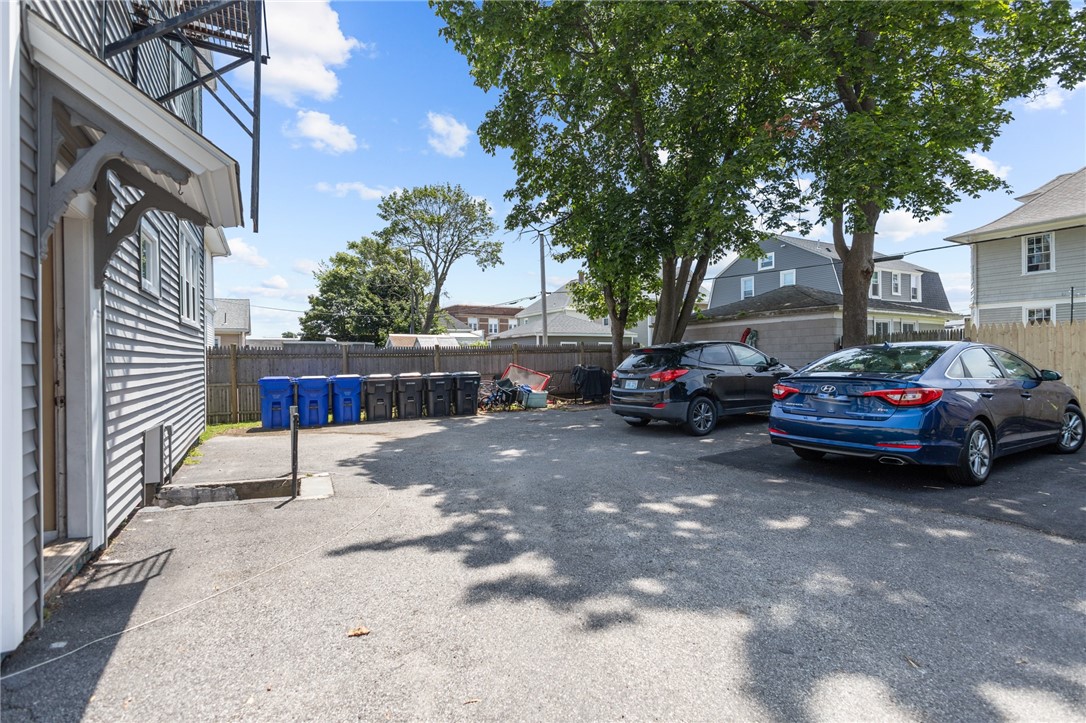 233 Waterman Avenue