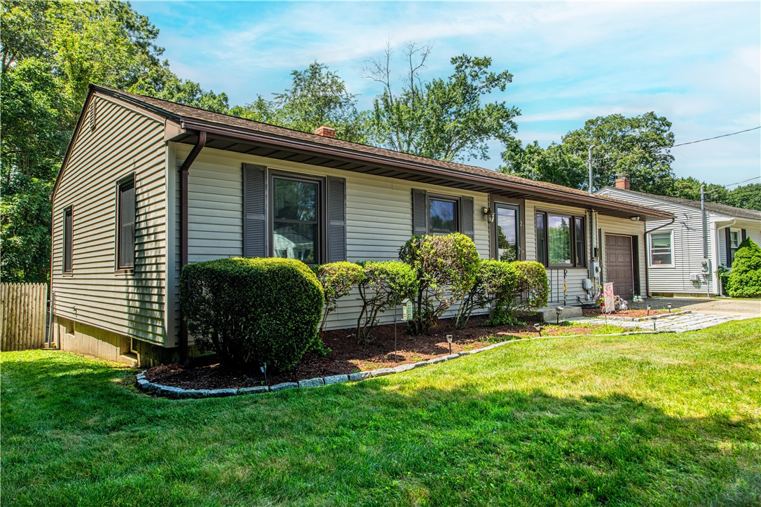 27 Johnson Boulevard