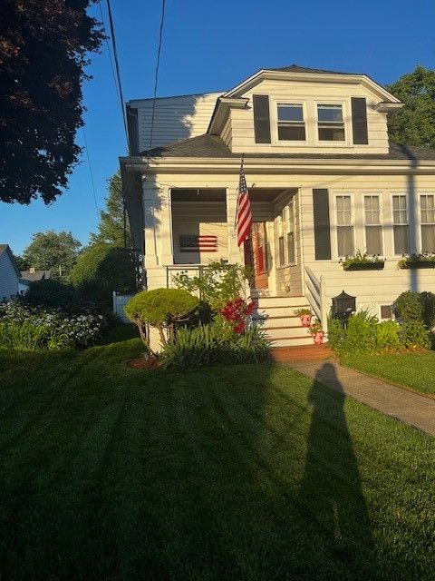 37 Peckham Avenue 2 North Providence RI 02908