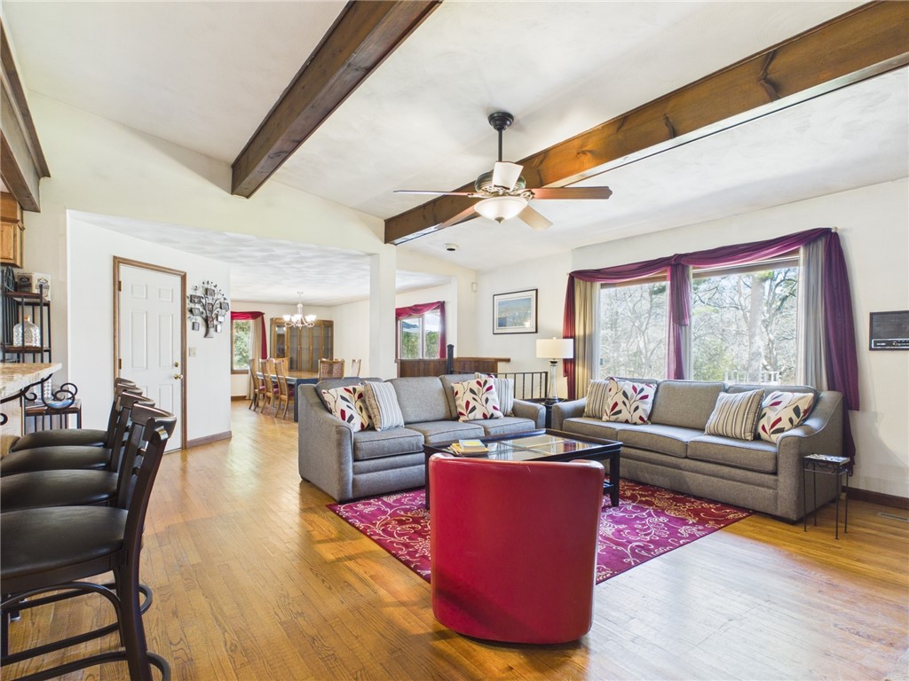 9 Tall Pines Drive