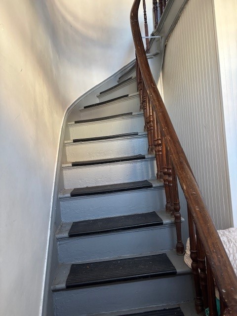 522 CHALKSTONE Avenue