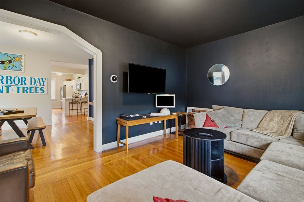 244 Camp Street 1