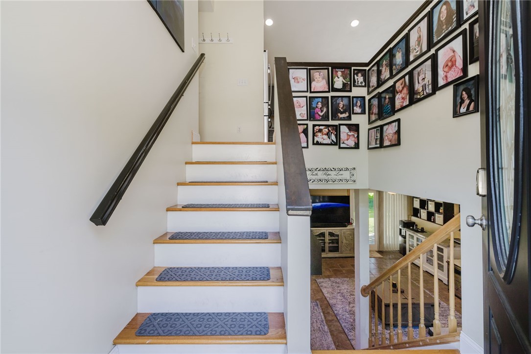 37 Oak Hill Drive