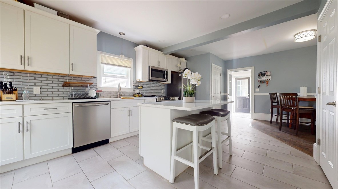 11 Crane St Street S