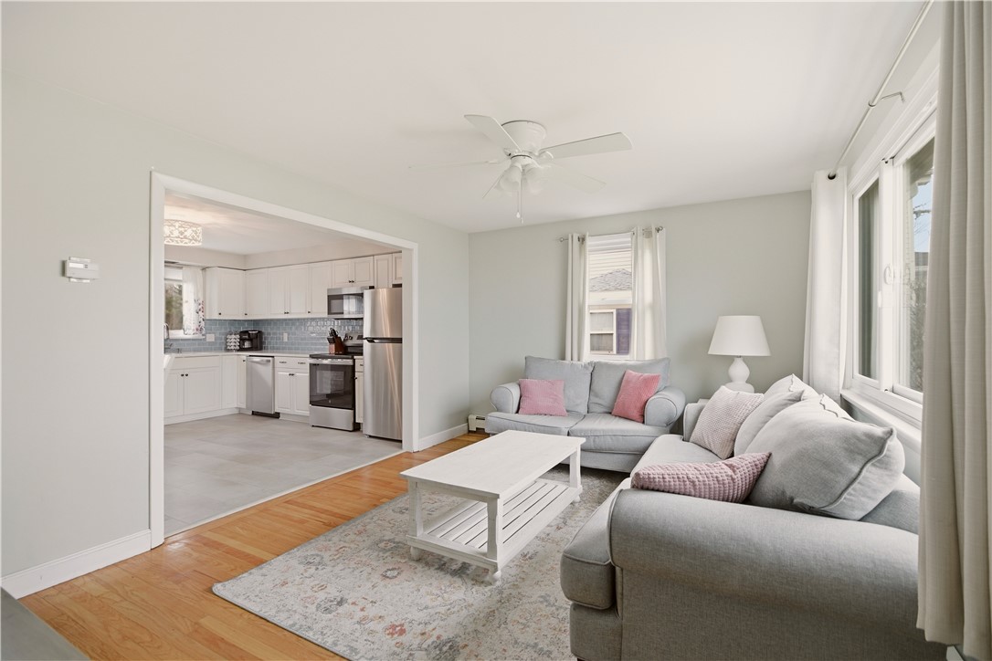 960 Lees River Avenue