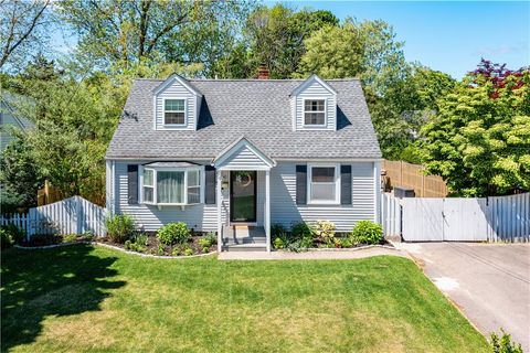 45 Nichols Road North Kingstown RI 02852