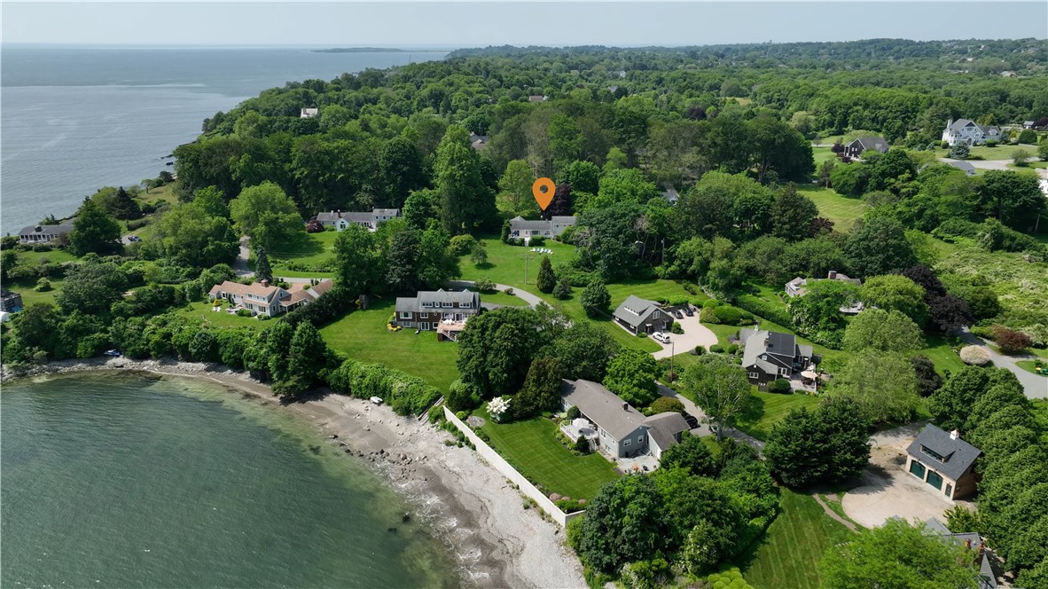 634 Black Point Lane