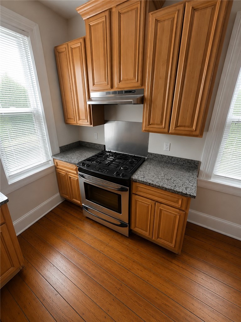 107 Ring Street 2
