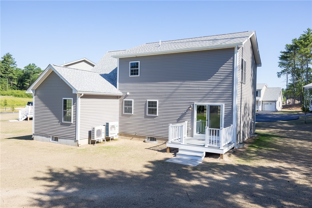 3 BOYD BROOK Circle 2