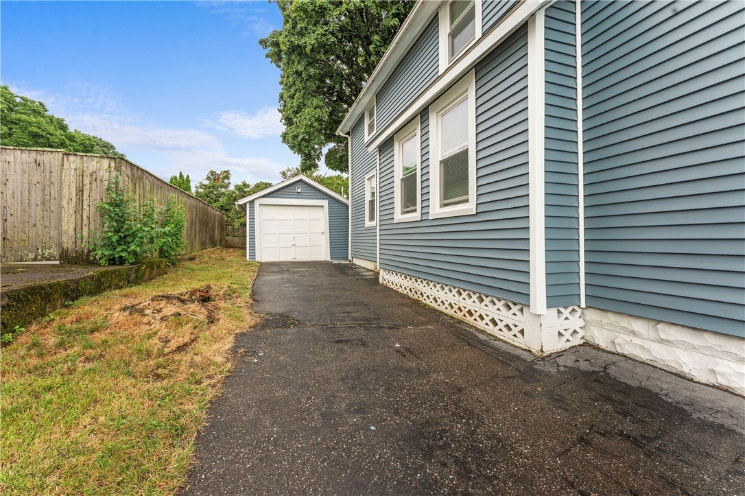 81 Hazelwood Avenue