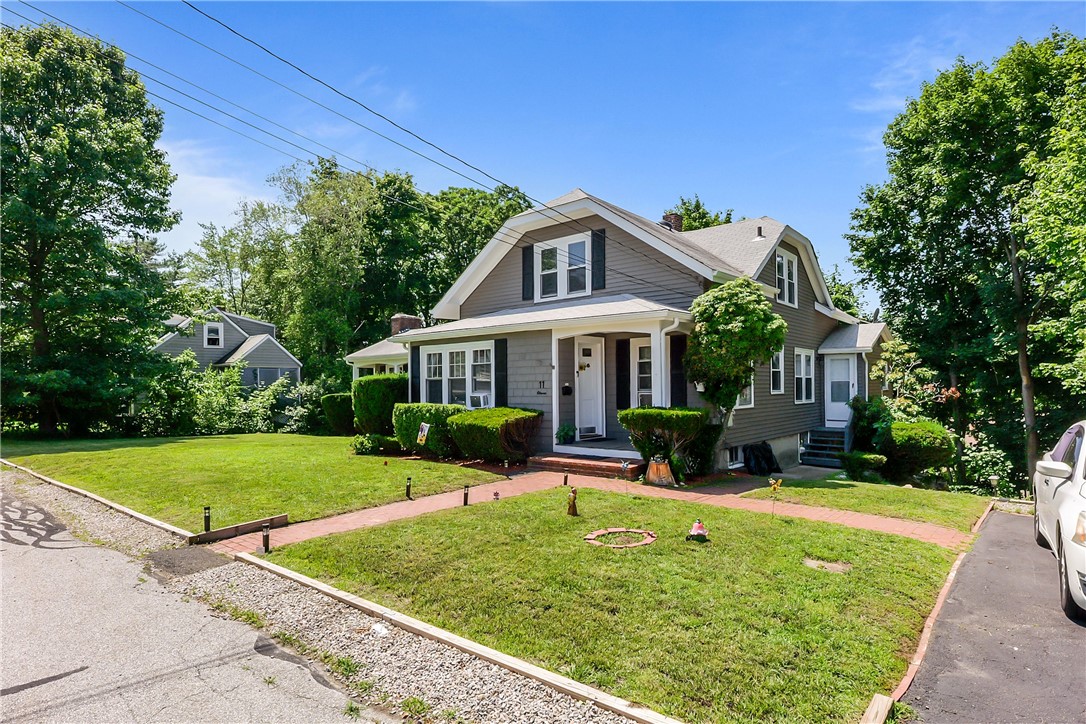 11 Crossland Road