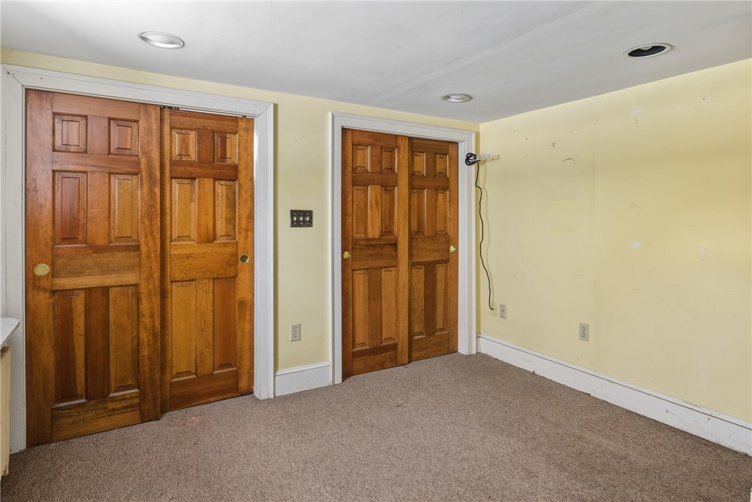 Newport, Rhode Island, 02840, United States, 5 Bedrooms Bedrooms, ,4 BathroomsBathrooms,Residential,Active,2013658