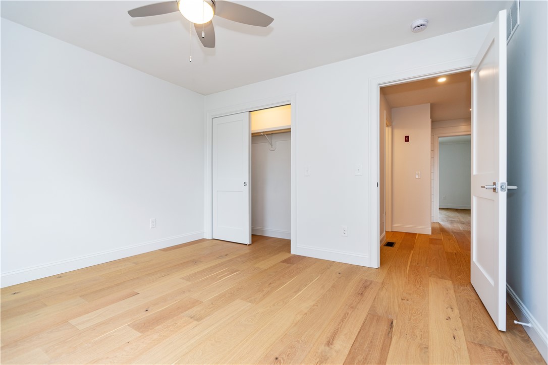 Warwick, Rhode Island 02818, United States, 3 Bedrooms Bedrooms, ,3 BathroomsBathrooms,Residential,Active,86608