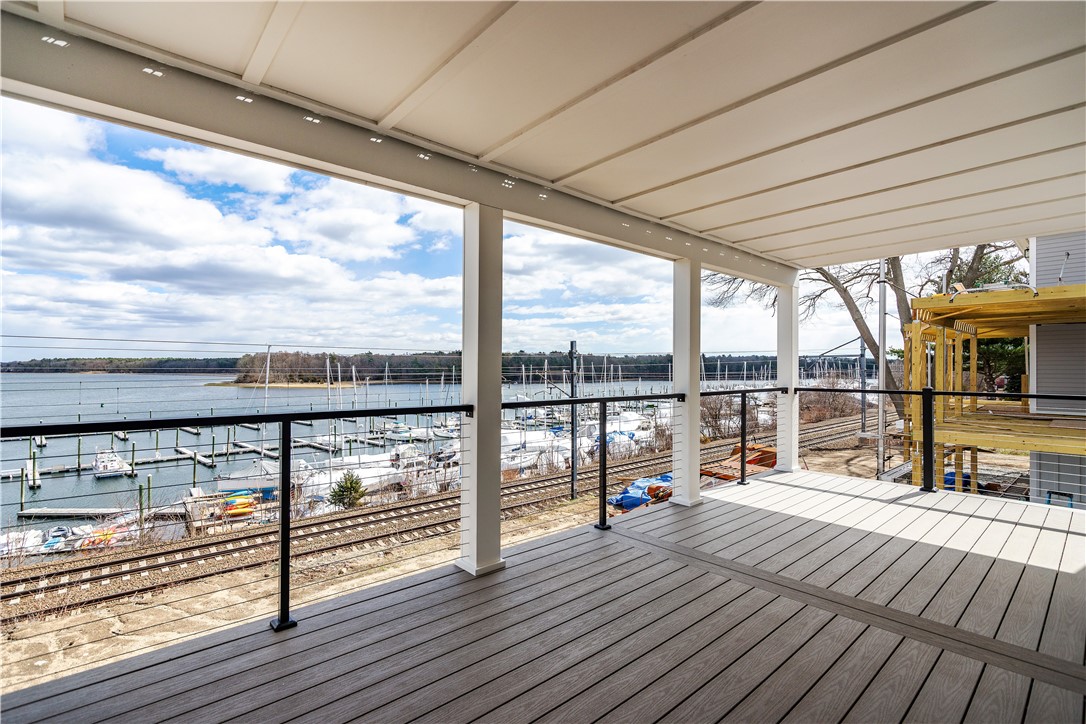 Warwick, Rhode Island 02818, United States, 3 Bedrooms Bedrooms, ,3 BathroomsBathrooms,Residential,Active,86608