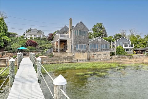 8 Alger Avenue Warwick RI 02818