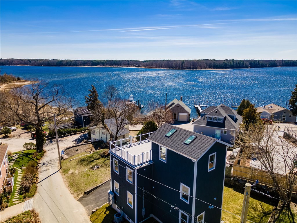 62 John Wickes Avenue