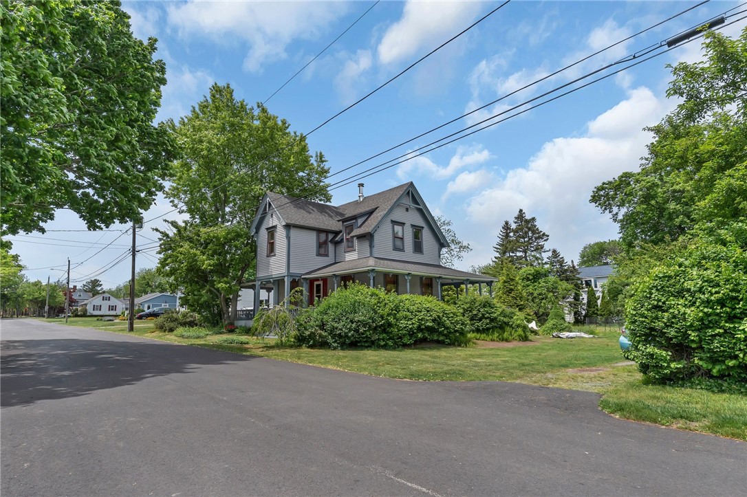 41 Lippitt Avenue