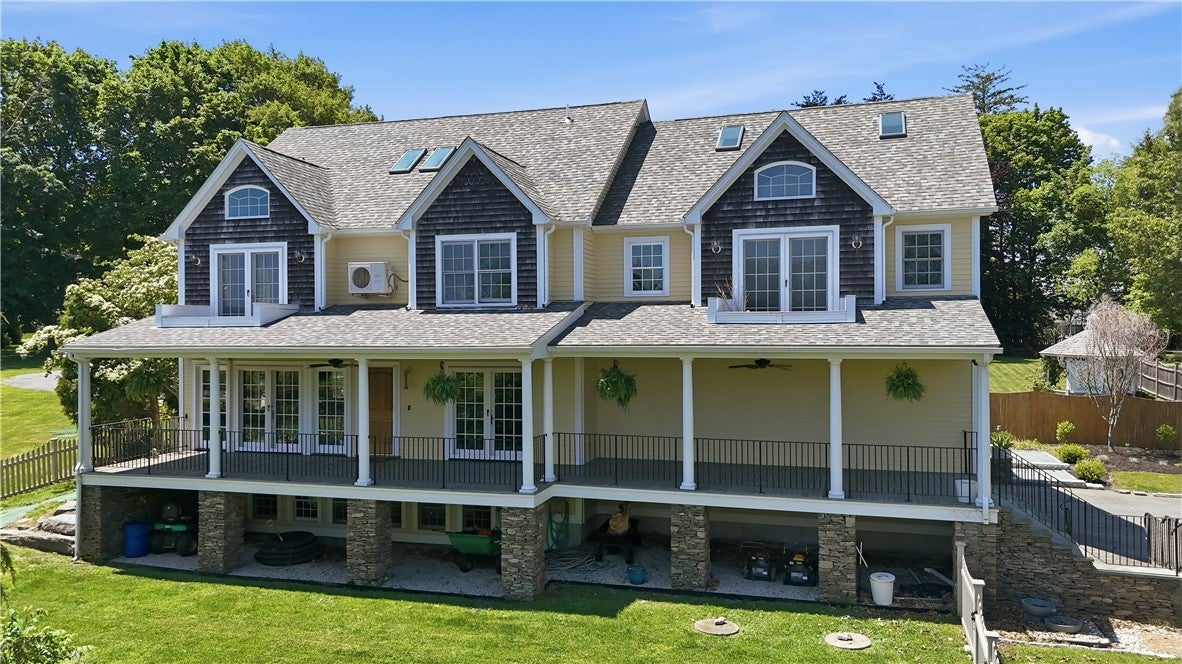 2269 East Main Road
