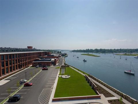 91 Main Street 31 Warren RI 02885