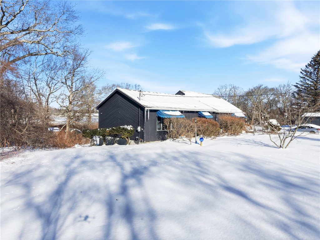 585 Meadow View Avenue