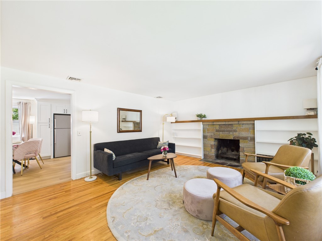 65 Bayberry Lane
