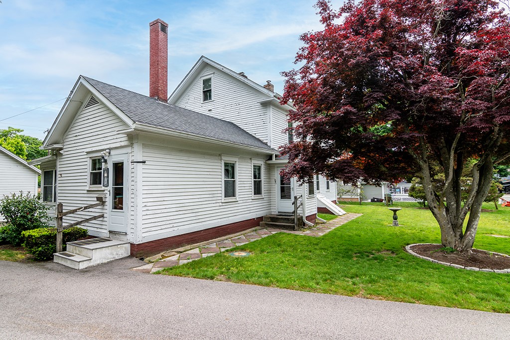 385 Ten Rod Road 381