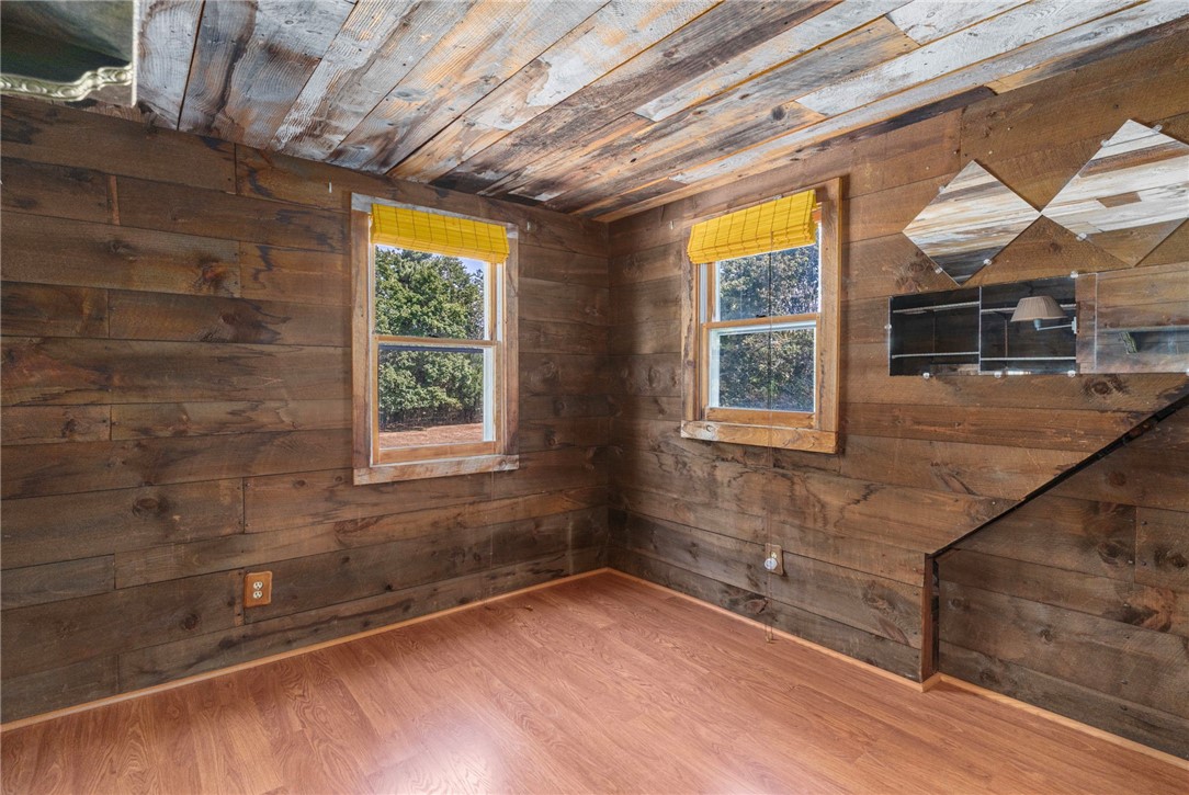 North Kingstown, Rhode Island 02852, United States, 3 Bedrooms Bedrooms, ,2 BathroomsBathrooms,Residential,Active,228936