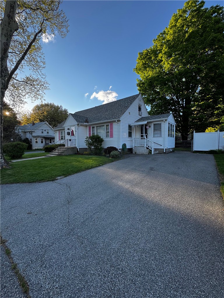 4 Dunbar Street