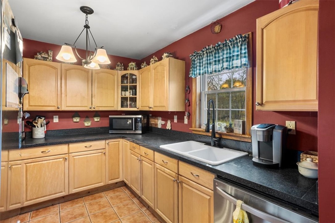 Burrillville, Rhode Island 02830, United States, 4 Bedrooms Bedrooms, ,2 BathroomsBathrooms,Residential,Active,238150