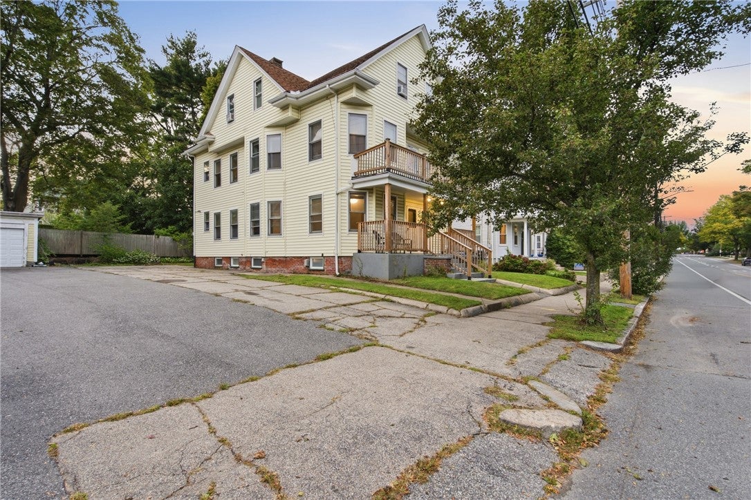 642 Hope Street