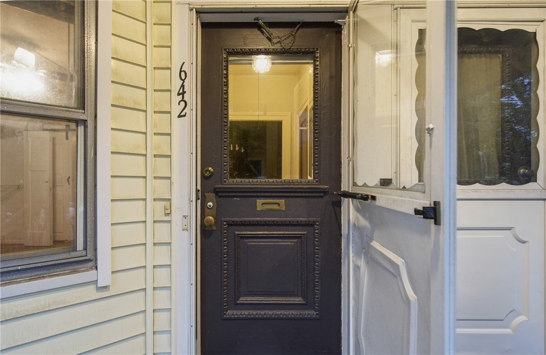 642 Hope Street